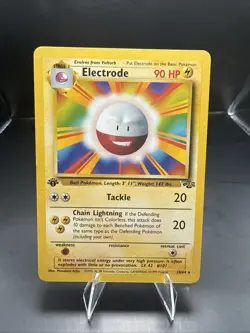 Pokemon Electrode 18/64 Jungle 1st Edition Rare Regular Stage - Image 2