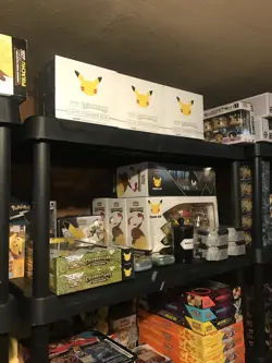 Pokemon Celebrations Pikachu V Union Special Box - Image 3