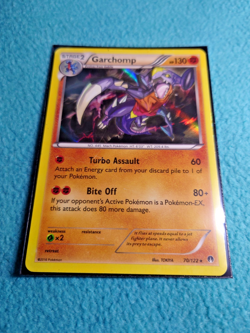 GARCHOMP HOLO 70/122 2016 BREAKPOINT POKEMON CARD HEAVILY PLAYED. - Image 1