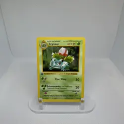 1st Edition Shadowless Ivysaur 30/102 Base Set Pokemon Card Rare - Image 1