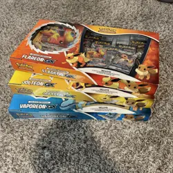 Pokemon TCG spanish Flareon Jolteon Vaporeon GX Special Collection Box Set Of 3 - Image 1