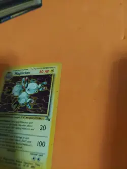Magneton - 11/62 - Fossil Set - Unlimited - Holo Rare - Pokemon - WOTC - Damaged - Image 3