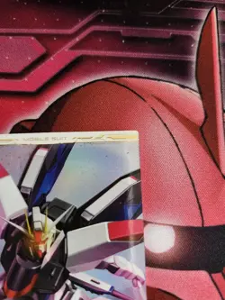 Gundam Freedom Gundam Arsenal Base Parallel Trading Card Rarity 6 HP 560 Attack - Image 4