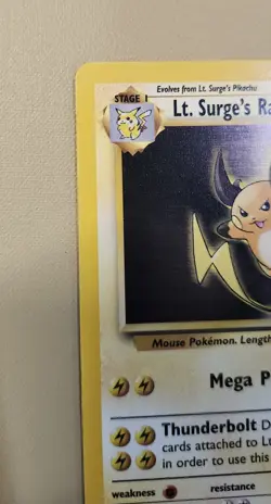 2000 Pokemon WOTC English Gym Heroes Lt. Surge's Raichu GHlsR4 - Image 2