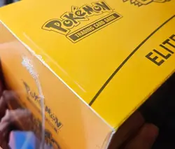 Pokemon - Sun & Moon Guardians Rising ETB Sealed - Minor Tear (see photo) - Image 2