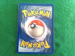 Pokemon TCG Machamp 8/102. 1st Edition, Holo - Image 4