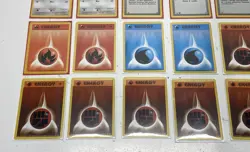 1999 Pokemon Base Set Unlimited Non Holo Trading Card Bundle (Set Of 25) - Image 5
