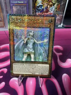 Maiden of White (Quarter Century Secret Rare) SDWD-EN041 Structure Deck QCR - Image 1