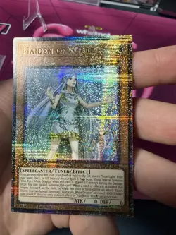 Maiden of White (Quarter Century Secret Rare) SDWD-EN041 Structure Deck QCR - Image 4