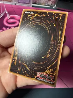 Maiden of White (Quarter Century Secret Rare) SDWD-EN041 Structure Deck QCR - Image 5