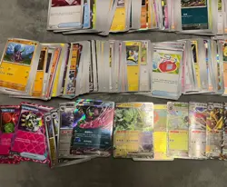 Pokemon TCG Korean Chinese Bulk Cards Bundle ~900 Cards with EXs & Reverse holo - Image 1