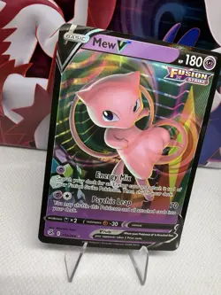 Mew V 113/264 Fusion Strike Pokemon Ultra Rare Near Mint - Image 2