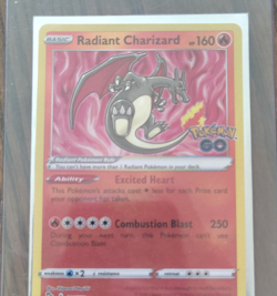 Radiant Charizard 011/078 Pokemon GO Radiant Rare Holo 160 HP Basic - Image 1