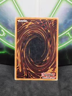 Yugioh Dark Magician MVP1-ENGV3 Gold Secret Rare NM - Image 2