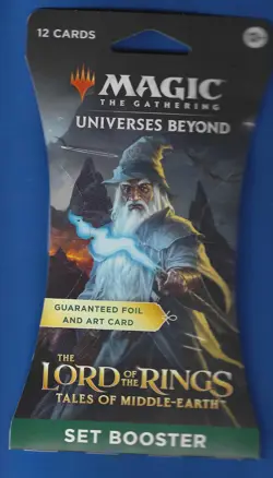 Magic "Lord of the Rings" 12-Card Sleeved Booster Pack X1 - Image 1