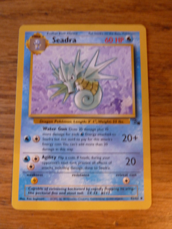 POKEMON SEADRA 42/62 FOSSIL UNCOMMON NEAR MINT CARD - Image 1