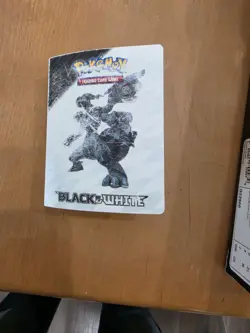 Pokemon Vintage 3-Ring Binder 9-Pocket 1999 Pikachu Charizard Mewtwo - Image 2