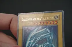 Carte YuGiOh Dragon blanc aux yeux bleus 1ere Edition DDK-C001 - HP/DAMAGED - FR - Image 4