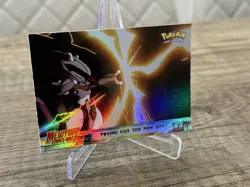 Mewtwo Strikes Back Topps Chrome Holo #7 Trying New Toy Pokemon Karten Sammlung - Image 4