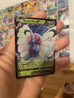 Pokemon TCG Butterfree v Darkness Ablaze Holo Ultra Rare Card 001/189 NM - Image 3