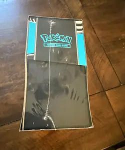 Pokemon TCG Black Bolt Elite Trainer Box ETB Sealed - Image 4