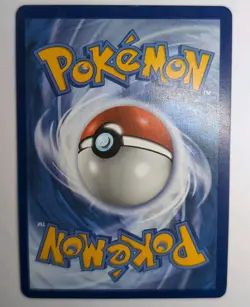 Celebi 009/185 Pokemon TCG 2020 Amazing Rare Holo Card Vivid Voltage - Image 2