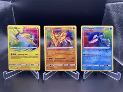 Pokemon Amazing Rare 3 card lot. Raikou, Kyogre & Zamazenta. Great condition - Image 1