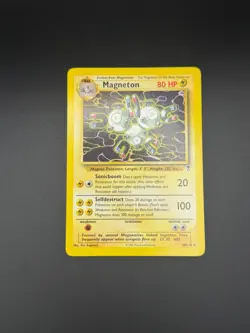 Pokemon Magneton Rare Legendary Collection 028/110 NM/LP - Image 1