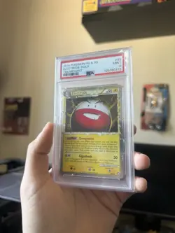 Pokemon 2010 HG and SS Electrode Holo Triumphant #93 PSA 9 - Image 1