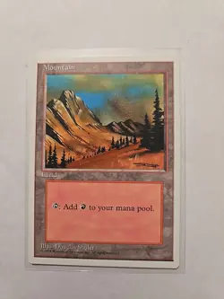 Mountain (375) - Fourth 4th Edition - LP - Common - Land - Image 1