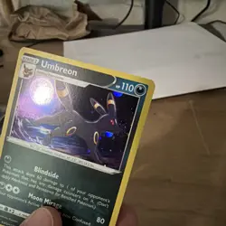 Pokemon TCG Umbreon SWSH129 Holo Black Star Promo Card - Image 4