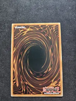 🔥 Yugioh Arcana Red Dark Magician YGLD-ENB02 ULTRA RARE HOLOFOIL - Image 2
