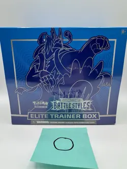 Pokemon Sword and Shield Battle Styles Elite Trainer Box (O) - Tear In Plastic 820650808357 - Image 1