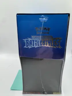 Pokemon Sword and Shield Battle Styles Elite Trainer Box (O) - Tear In Plastic 820650808357 - Image 4
