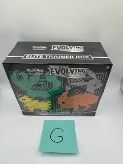 Pokemon Sword & Shield Evolving Skies Elite Trainer Box - Box Small Damaged - Image 3