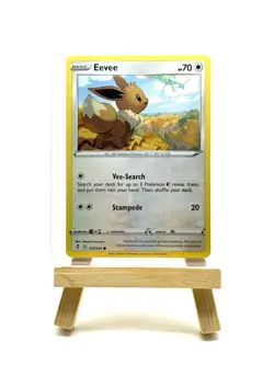 Eevee Common 125/203 SWSH07: Evolving Skies Pokemon Card - Image 1