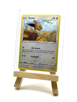 Eevee Common 125/203 SWSH07: Evolving Skies Pokemon Card - Image 2
