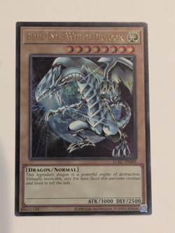 Blue-Eyes White Dragon (Version 3) LCKC-EN001 Ultra Rare Yugioh Alt Art Mint - Image 1