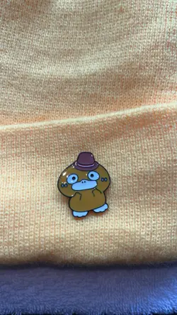 Pokemon Accessories Lot - Psyduck Fan Bundle - Pin, Beanie, Large Tshirt - Image 2