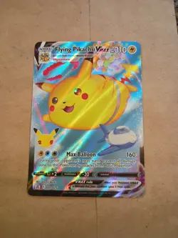 Pikachu Holo Flying Pikachu VMAX 007/025 Pokemon Celebrations - Image 3