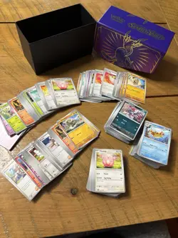 550+ Pokemon Cards, Scarlet and Violet - Image 1