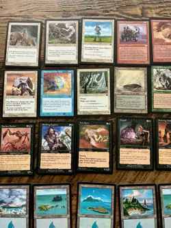 Vintage 90s Magic: The Gathering Mixed Card Lot. - Image 2