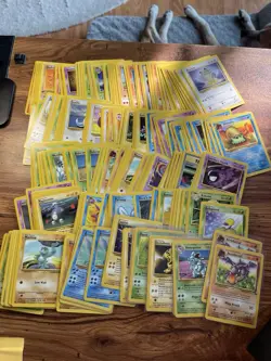 Vintage Pokemon Card lot -- DMG to NM -- READ DESC - Image 4