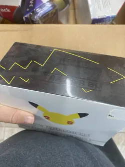 Pokemon TCG 25th Anniv. Celebrations Elite Trainer Box SEALED/NEW ETB - Image 4