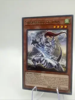 1x Swordsoul of Taia - 1st Edition NM Eng YuGiOh - Maze of the Master - Image 2