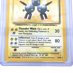 Pokemon TCG 1999 - Magneton 9/102 Base Set Holo Rare foil card unplayed - Image 4