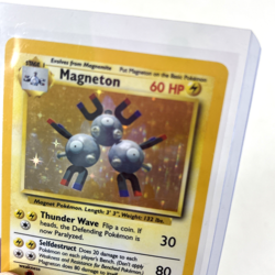 Pokemon TCG 1999 - Magneton 9/102 Base Set Holo Rare foil card unplayed - Image 5