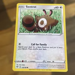 Sentret Common Sword & Shield Darkness Ablaze 135/189 Pokemon Card - Image 1