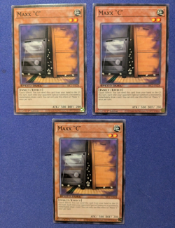 PLAYSET 3x Maxx "C" - LP - Common SBC2 1st Ed - YuGiOh REDU/HAT STAPLE - Image 2