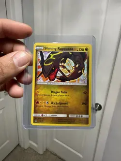Shining Legends Rayquaza Pokemon 56/73 LP - Image 1